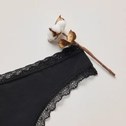 Tangas mit Spitze aus Bio-Baumwolle